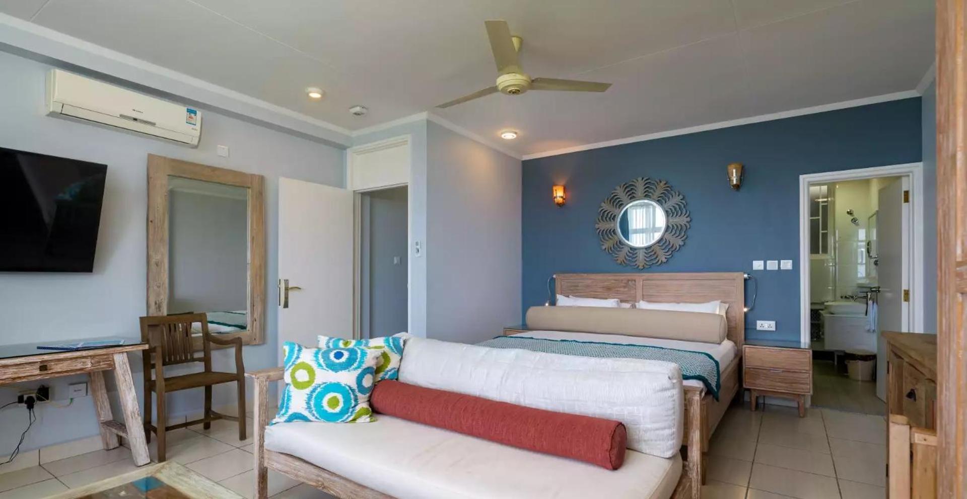 Beau Vallon Studios - Apartments Vacation Rentals วิกตอเรีย ภายนอก รูปภาพ