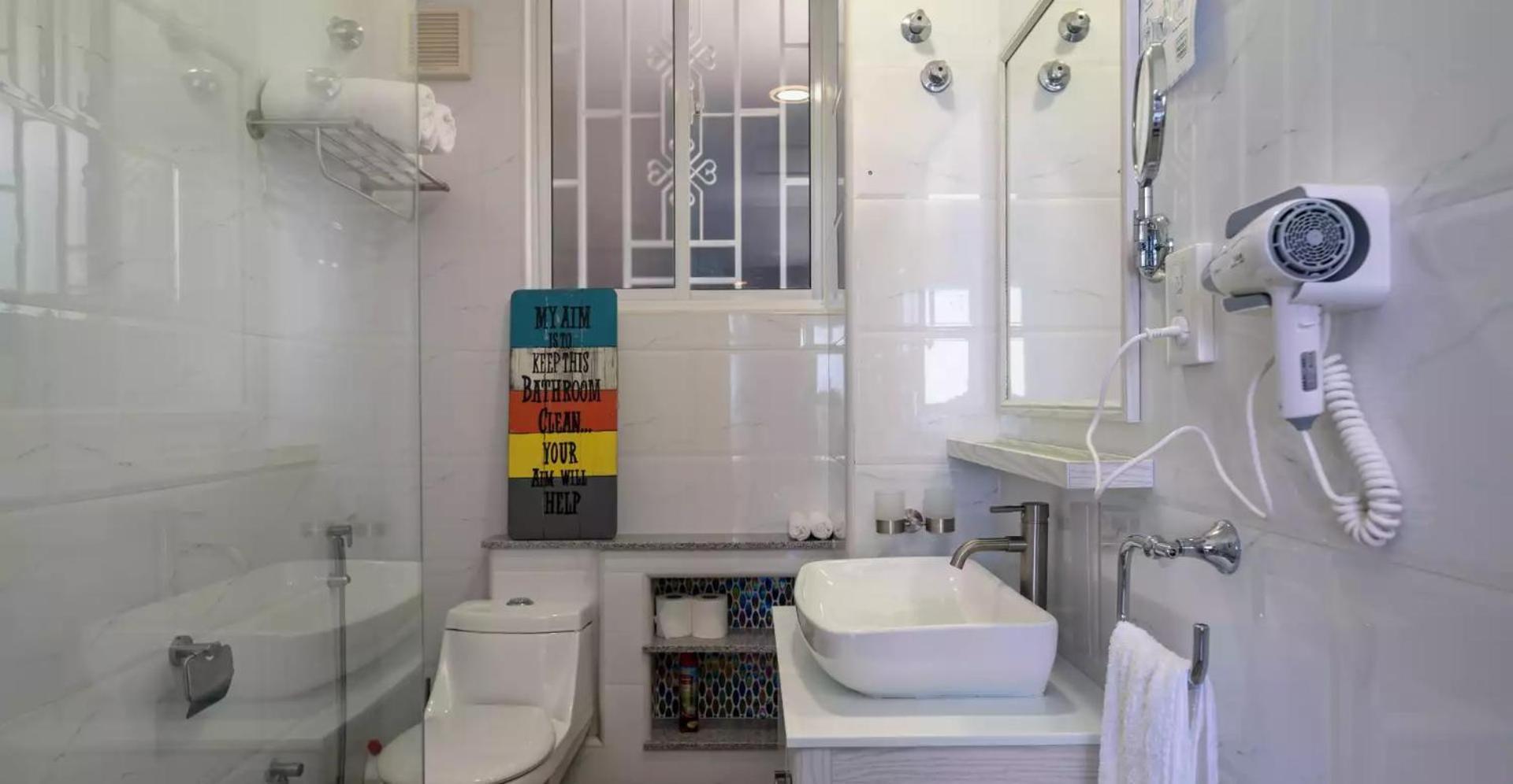 Beau Vallon Studios - Apartments Vacation Rentals วิกตอเรีย ภายนอก รูปภาพ