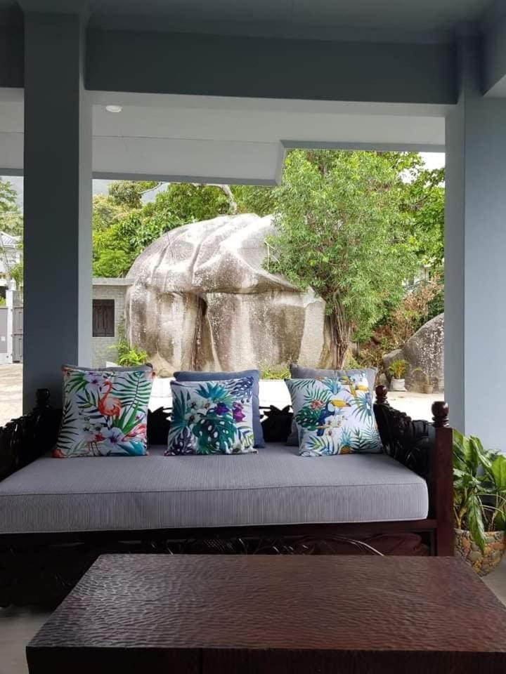 Beau Vallon Studios - Apartments Vacation Rentals วิกตอเรีย ภายนอก รูปภาพ